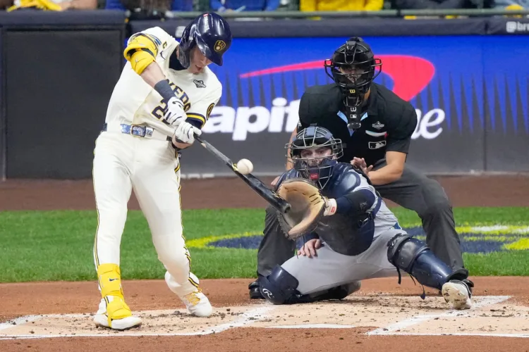 Brewers withstand Rays’ rally attempt to win 3-2 in Game 1 of World Series